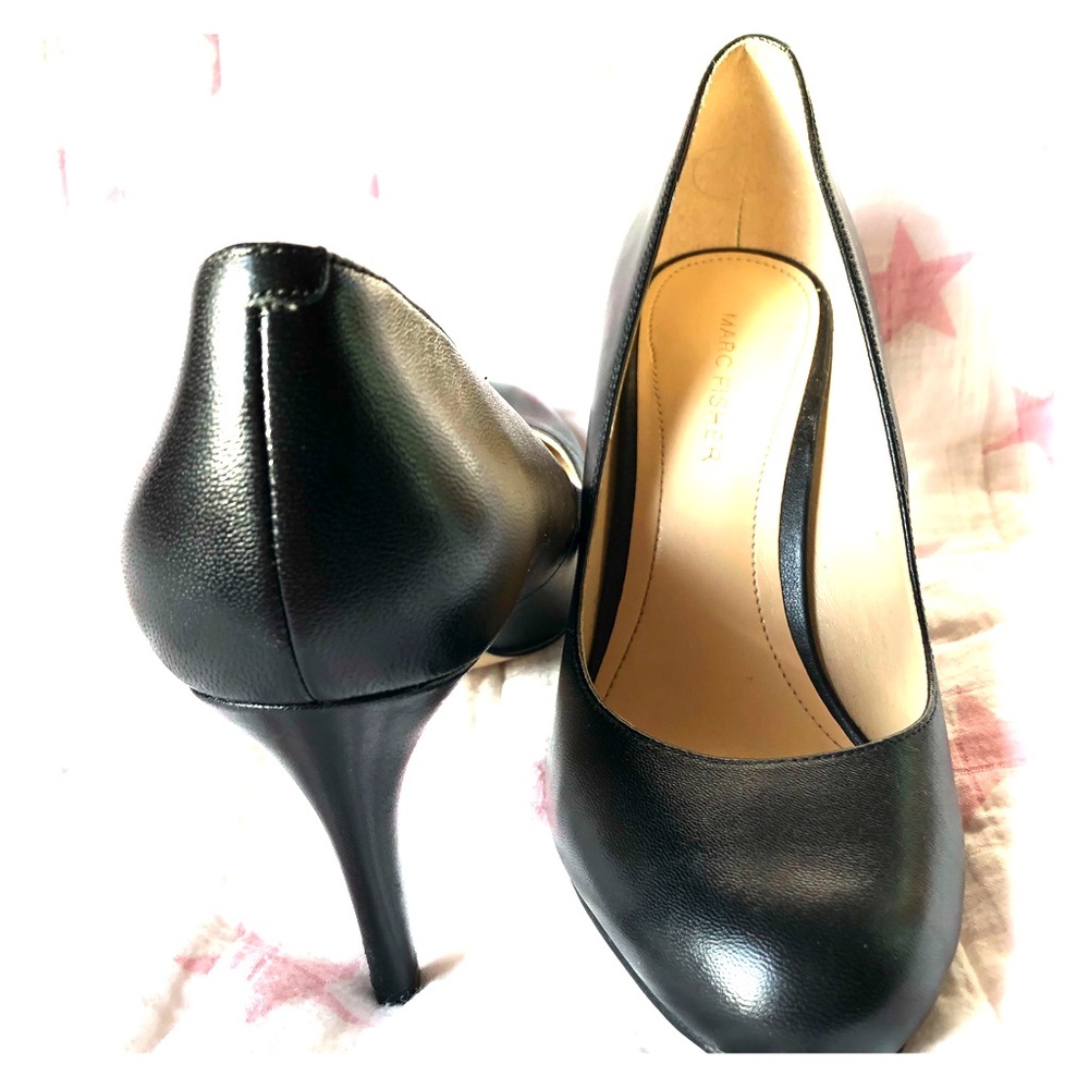 🖤 Marc Fisher heels